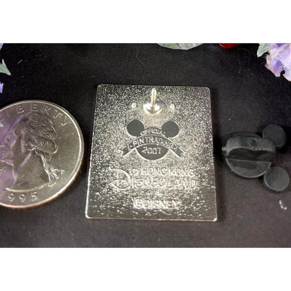 Disney Mickey Mouse Trading Pin Thumbs Up White Glove Lapel Pin Brooch Jewelry - Picture 3 of 6